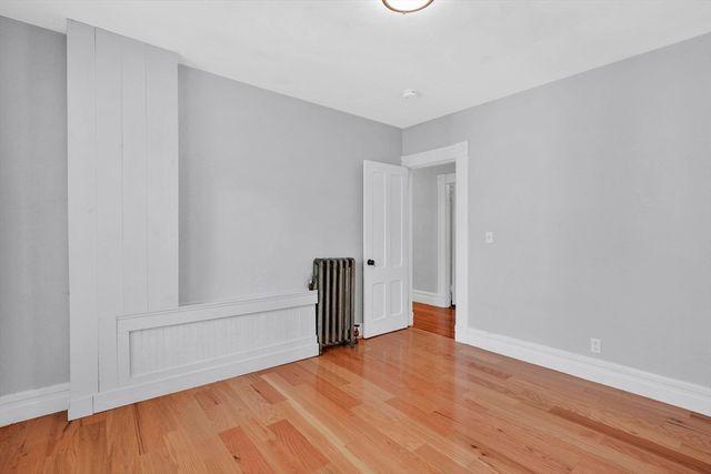 288 Saint James Ave, Springfield, MA 01109