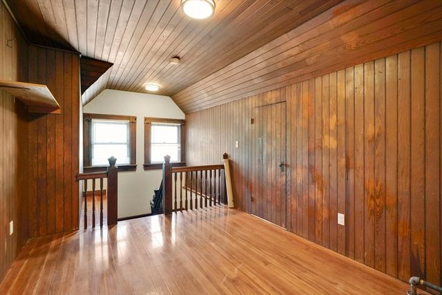 288 Saint James Ave, Springfield, MA 01109