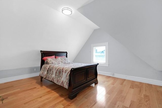 288 Saint James Ave, Springfield, MA 01109