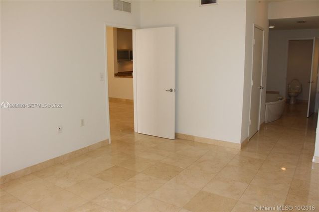 16275 COLLINS AV 2303, Sunny Isles Beach, FL 33160