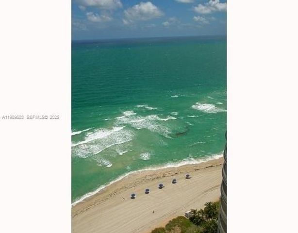 16275 COLLINS AV 2303, Sunny Isles Beach, FL 33160