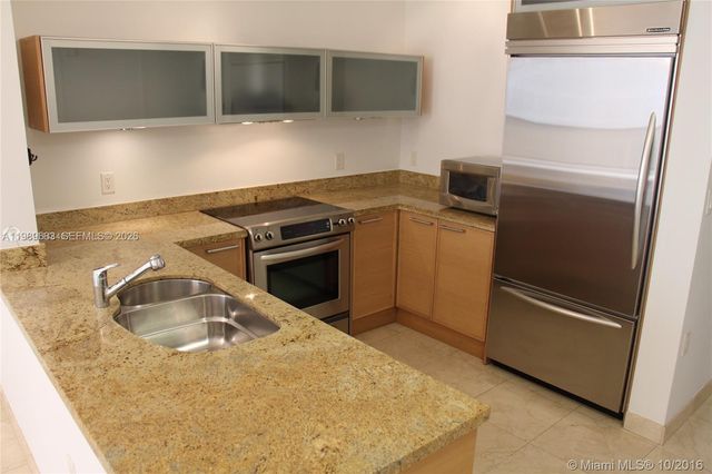 16275 COLLINS AV 2303, Sunny Isles Beach, FL 33160