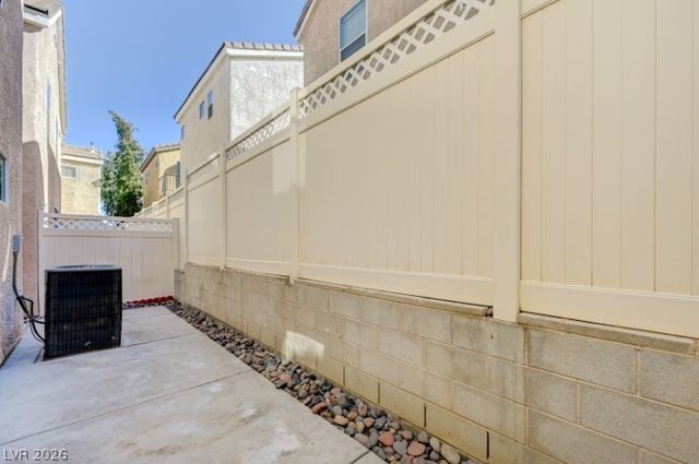 1665 Tristan Flower Avenue, Las Vegas, NV 89183