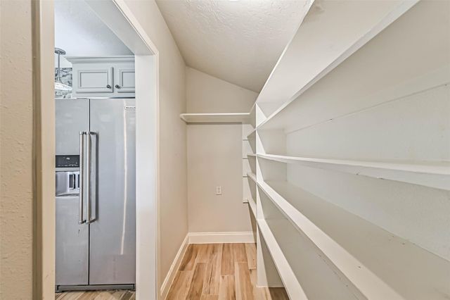 4019 3rd Street, Galveston, TX 77554