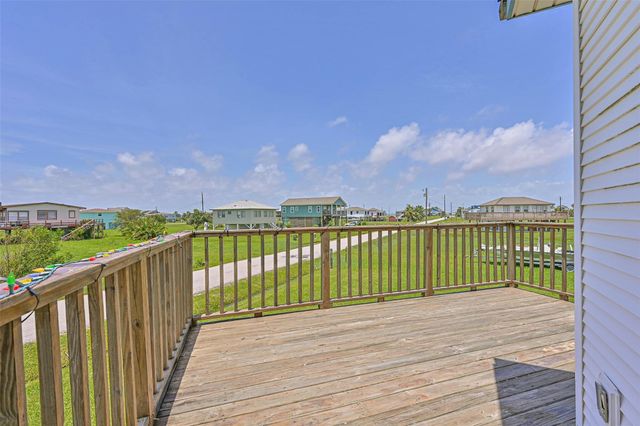 4019 3rd Street, Galveston, TX 77554