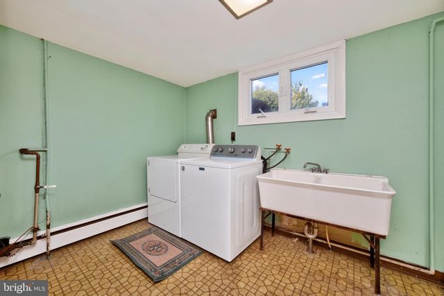 242 GRACE ST, Pottstown, PA 19464