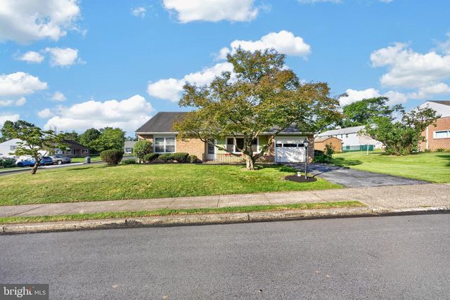 242 GRACE ST, Pottstown, PA 19464