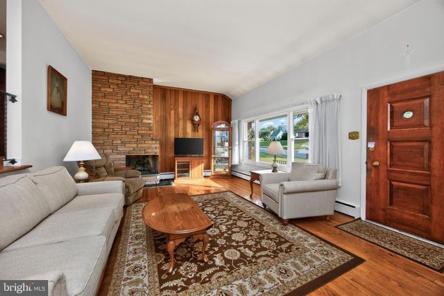 242 GRACE ST, Pottstown, PA 19464
