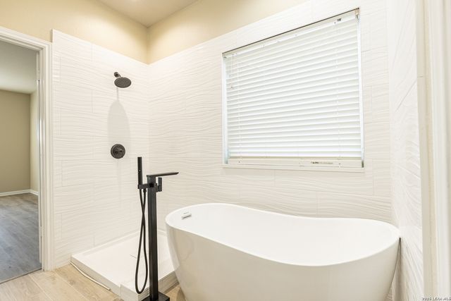 1534 Crescent Glen, San Antonio, TX 78258