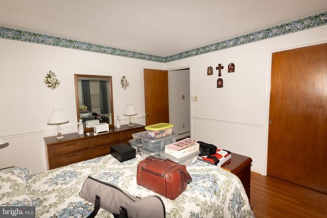 17 TWIN HILL DRIVE, Waynesboro, PA 17268