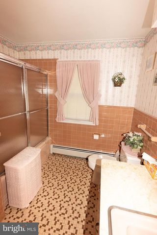 17 TWIN HILL DRIVE, Waynesboro, PA 17268