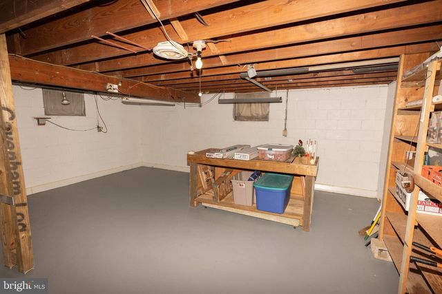 17 TWIN HILL DRIVE, Waynesboro, PA 17268
