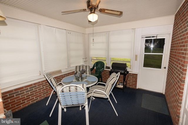 17 TWIN HILL DRIVE, Waynesboro, PA 17268