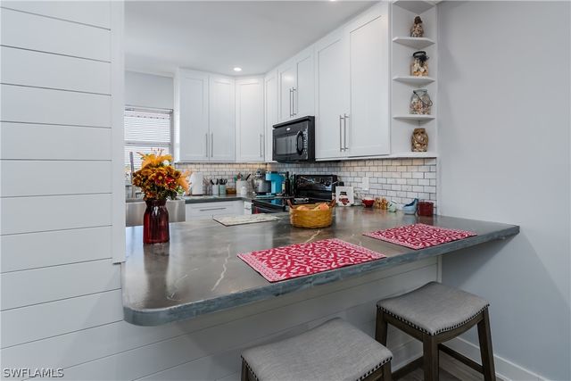 5499 Rattlesnake Hammock RD 304A, Naples, FL 34113