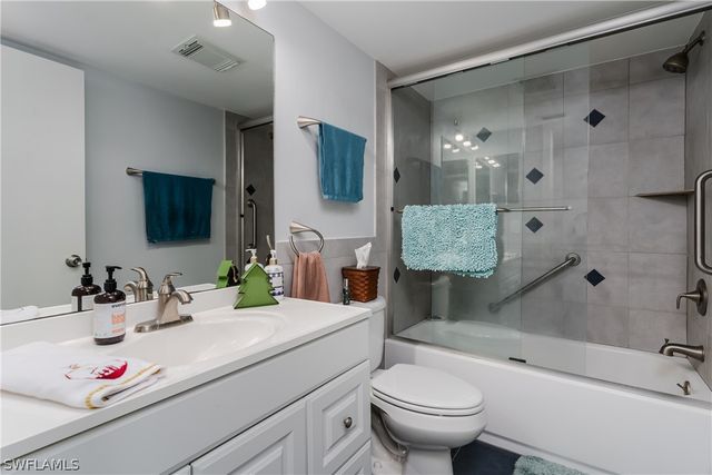 5499 Rattlesnake Hammock RD 304A, Naples, FL 34113