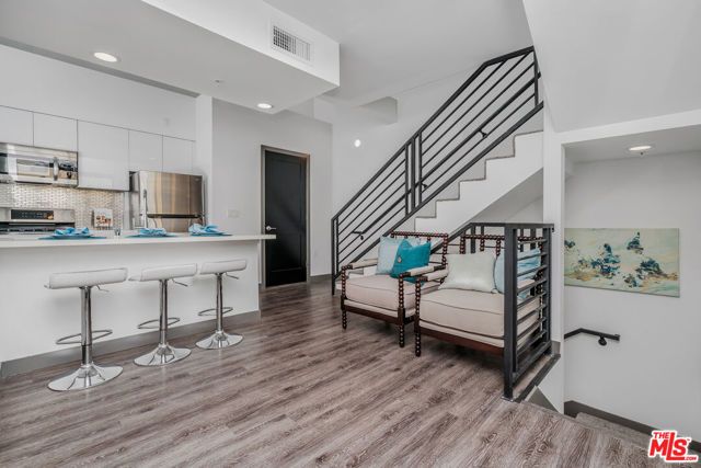 5066 Romaine Street, Los Angeles, CA 90029
