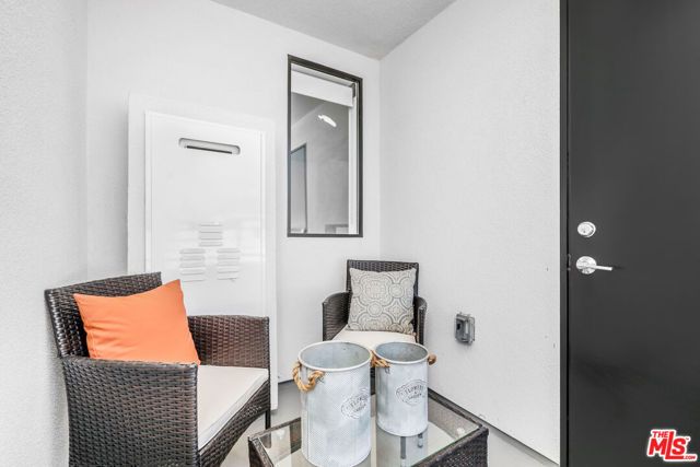 5066 Romaine Street, Los Angeles, CA 90029