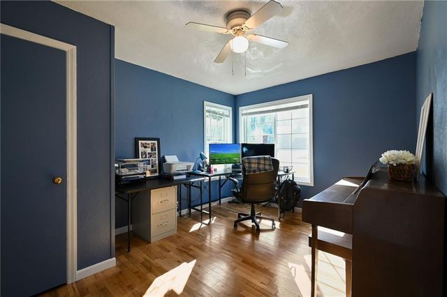 106 E 12th Street, Higginsville, MO 64037