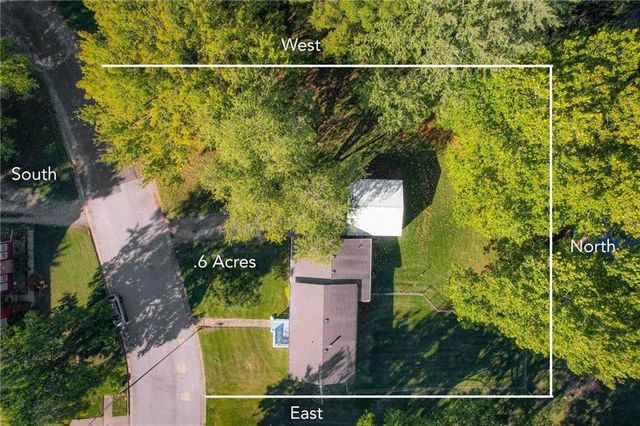 106 E 12th Street, Higginsville, MO 64037