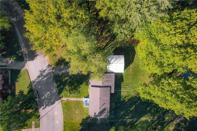 106 E 12th Street, Higginsville, MO 64037