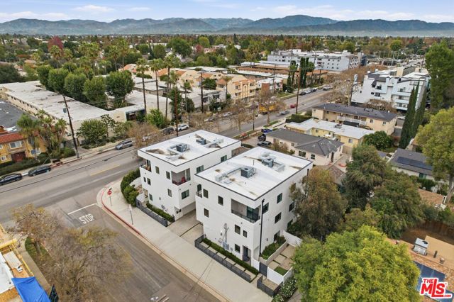 13822 Oxnard Street, Van Nuys (los Angeles), CA 91401