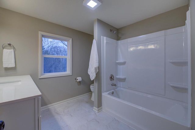 4554 S John Paul Road, Milton, WI 53563