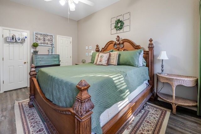 6808 Moss Lane, North Richland Hills, TX 76182