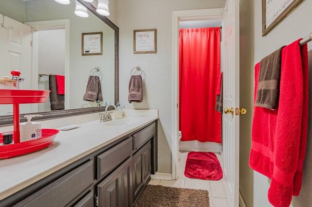 6808 Moss Lane, North Richland Hills, TX 76182