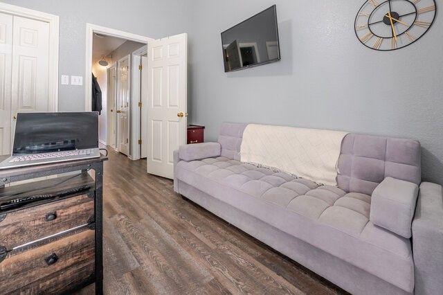 6808 Moss Lane, North Richland Hills, TX 76182