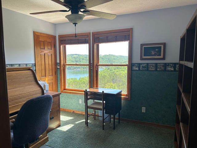 700 Shore Point Road, Blue Eye, MO 65611
