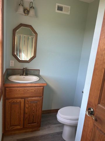 700 Shore Point Road, Blue Eye, MO 65611