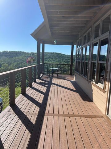 700 Shore Point Road, Blue Eye, MO 65611