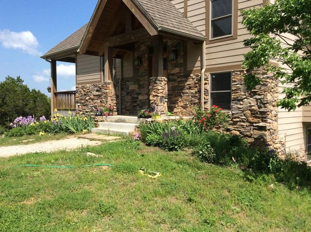 700 Shore Point Road, Blue Eye, MO 65611