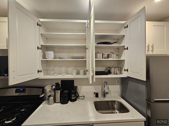 45 W 81st St Apt 10P, New York City, NY 10024