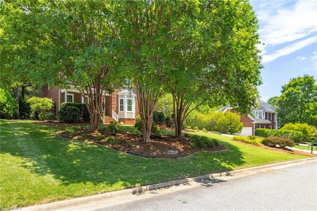 4613 Chesterfield Place, Jamestown, NC 27282
