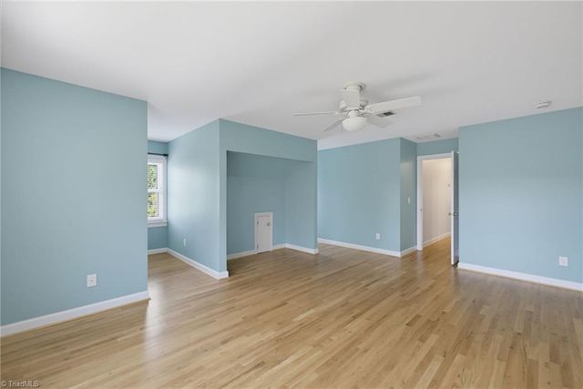 4613 Chesterfield Place, Jamestown, NC 27282