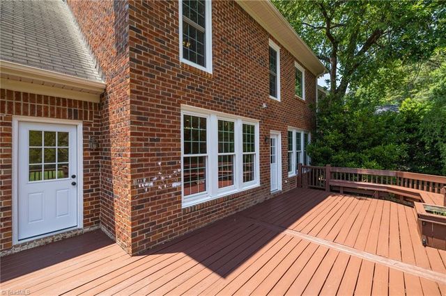 4613 Chesterfield Place, Jamestown, NC 27282