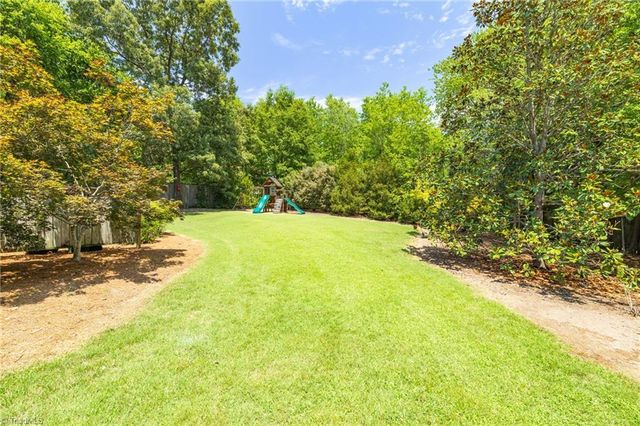 4613 Chesterfield Place, Jamestown, NC 27282