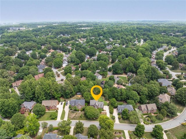 4613 Chesterfield Place, Jamestown, NC 27282