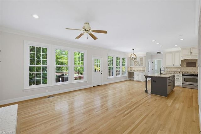 4613 Chesterfield Place, Jamestown, NC 27282