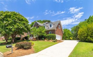 4613 Chesterfield Place, Jamestown, NC 27282