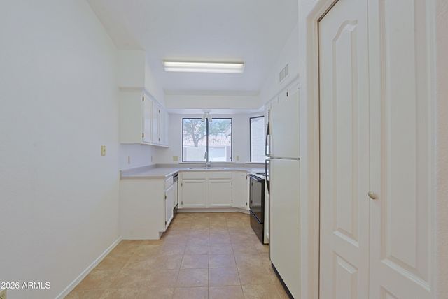 3510 E HAMPTON Avenue 49, Mesa, AZ 85204