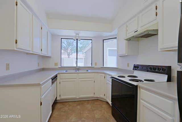3510 E HAMPTON Avenue 49, Mesa, AZ 85204