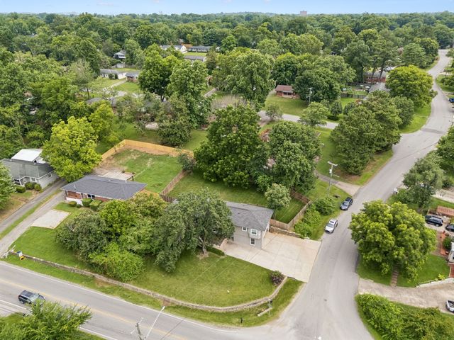 244 Blackman Rd, Nashville, TN 37211
