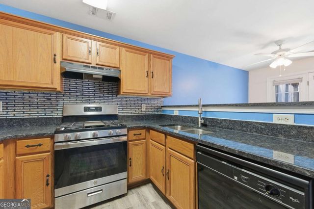 30 Crestfield Circle, Covington, GA 30016