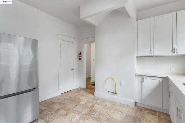 125 12th St, Richmond, CA 94801