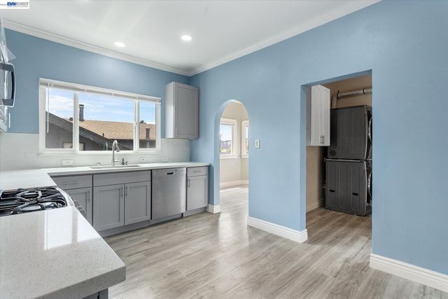 125 12th St, Richmond, CA 94801