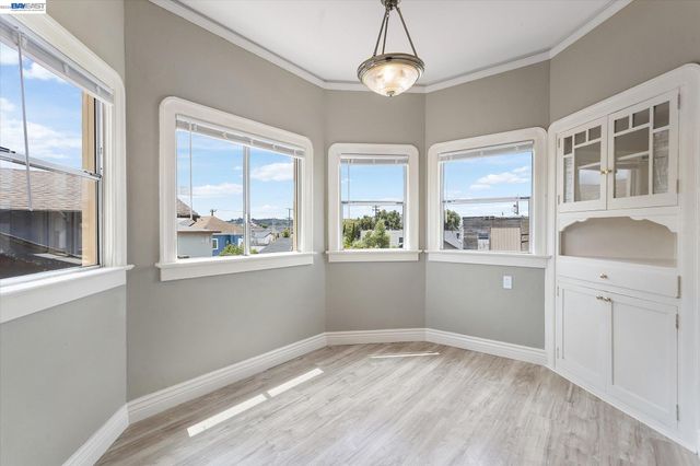 125 12th St, Richmond, CA 94801