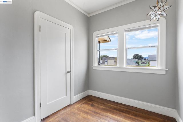 125 12th St, Richmond, CA 94801
