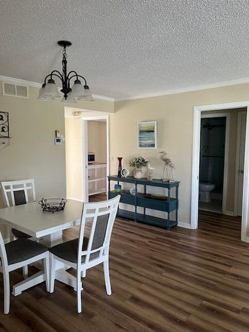 5500 Tamberlane Circle 305, Palm Beach Gardens, FL 33418